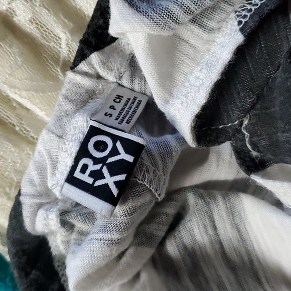 Vintage Y2K Roxy tank top - Picture 3 of 4